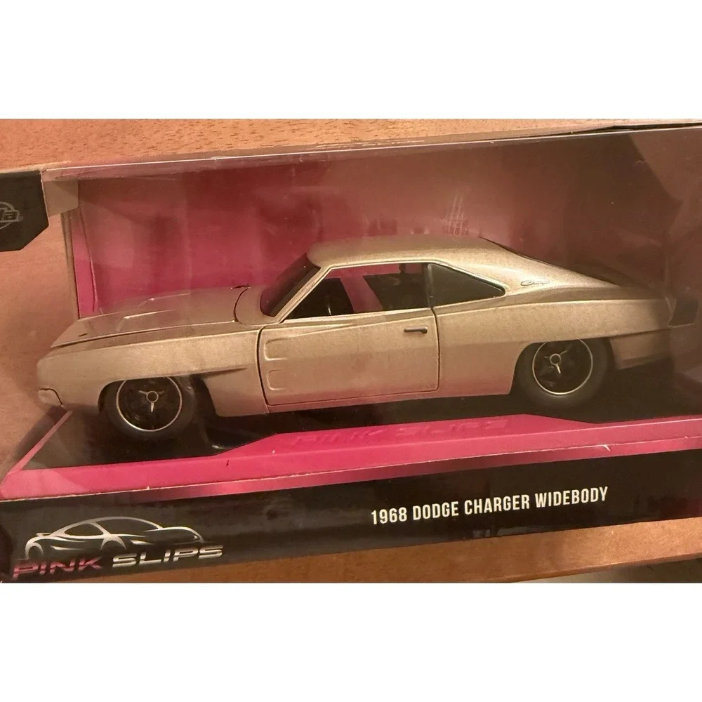 JADA PINK SLIPS 1968 DODGE CHARGER WIDEBODY 1:24 SCALE  Diecast New‎